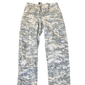 US Army ACU digital camouflage pants lots of pockets size S
